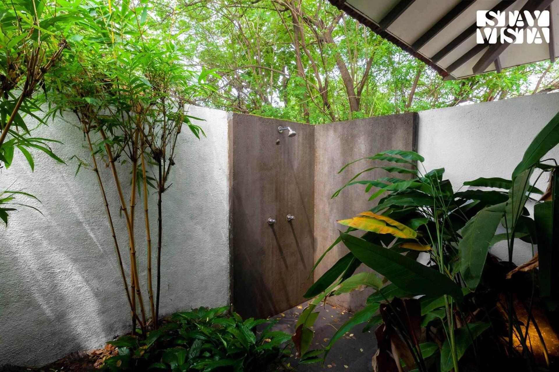 Wander Beyond By Stayvista - Featuring A Bali-Themed Abode And A Refreshing Swimming Pool Alibag Luaran gambar